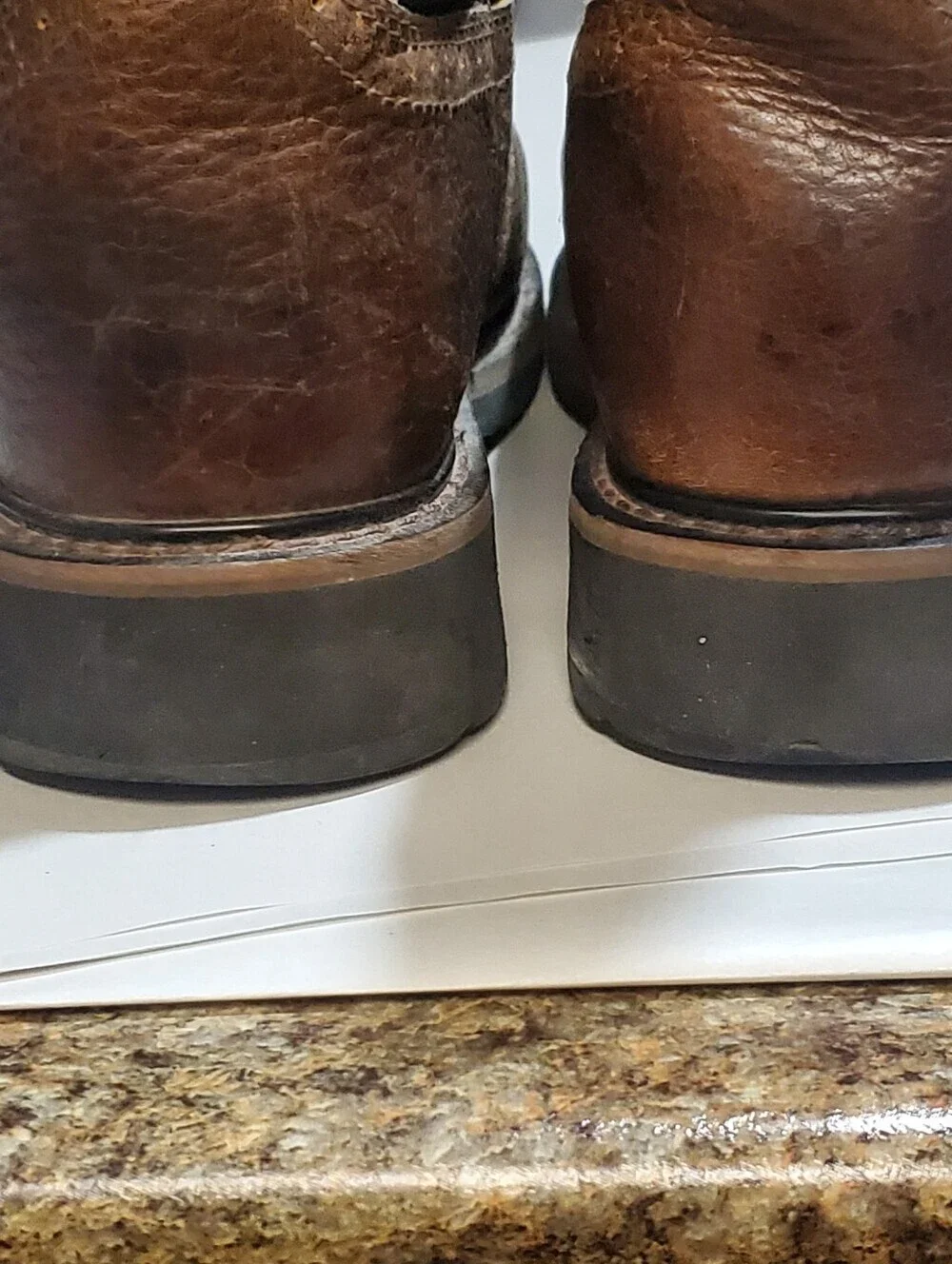 Justins Work Boot Steel Toe. 10.5 EE. Brown Leather. Western. Pull On
